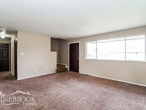 3rd image of 1778 Kaiser Dr