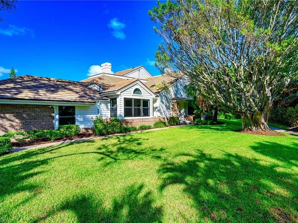 571 Park Shore Dr G-6, Naples, FL 34103