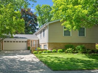 1110 Bob O Link Rd, Highland Park, IL 60035