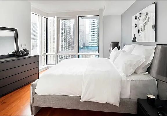 5th image of 306 W 48th St APT 16C