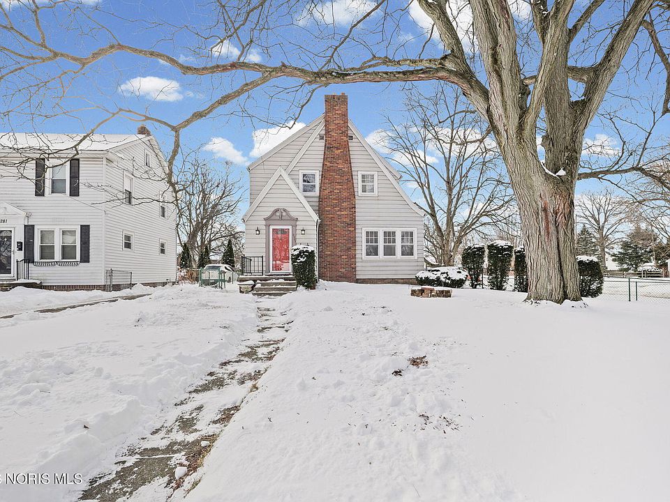 1st image of 2285 Castlewood Dr