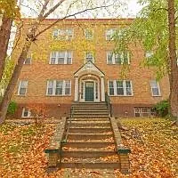 889 Lancster St - 5 — Photo 4