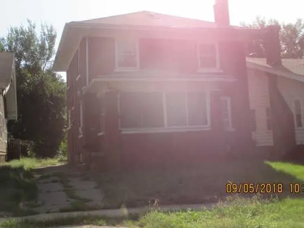 444 S Crea St, Decatur, IL 62522