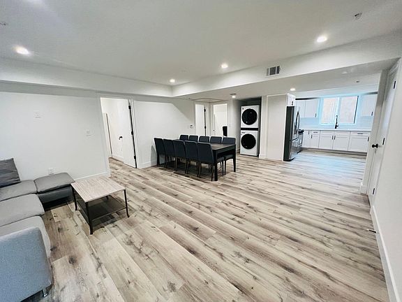 2nd image of 1530 W 37th St #11