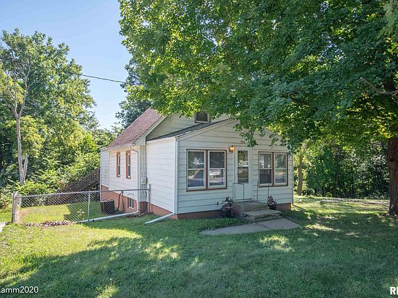 3rd image of 546 S Schweer Ct