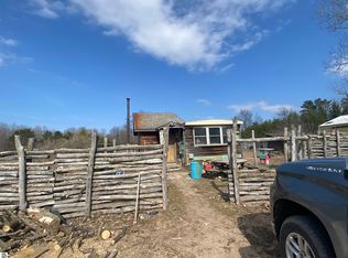 11208 Maple Rd, Beulah, MI 49617