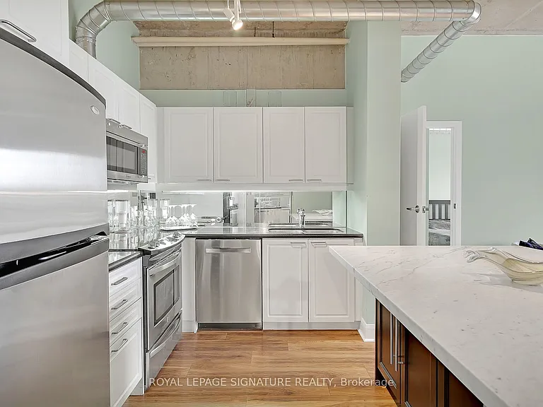 955 Queen St W #Penthouse 08 — Photo 7