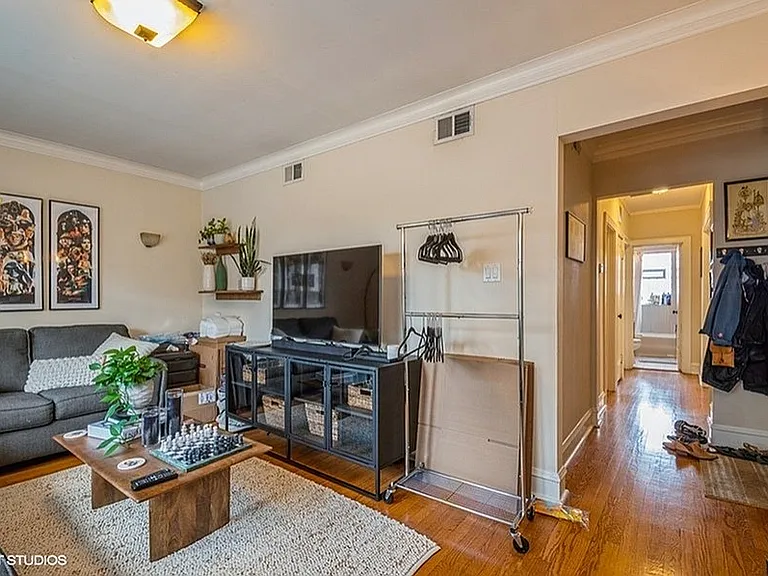 3400 North Southport Avenue — Photo 20