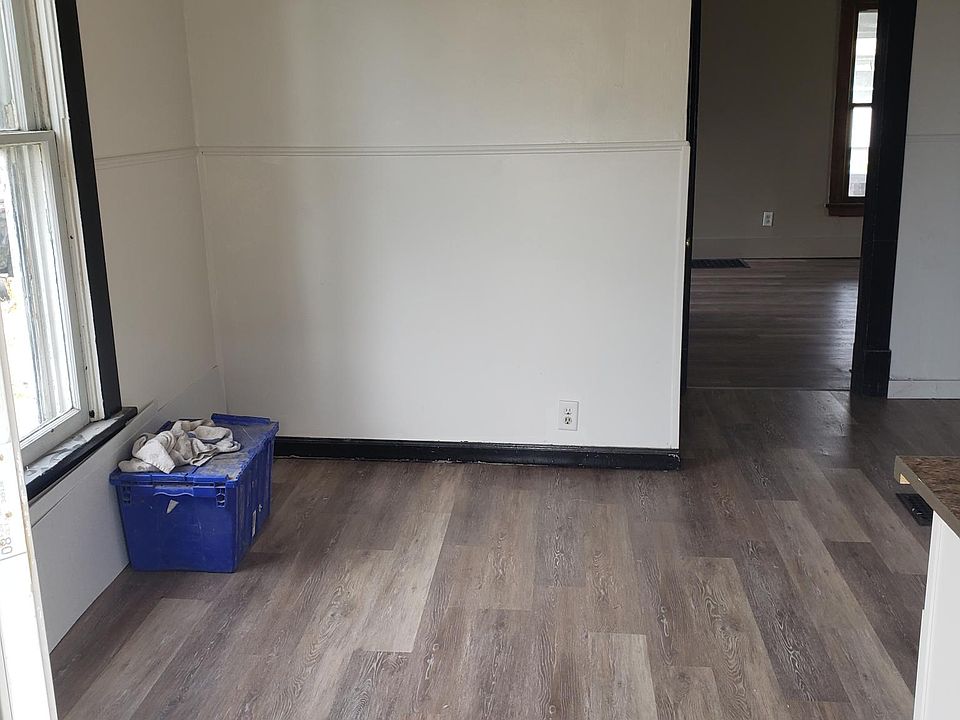 1st image of 2000 Clayton Ave