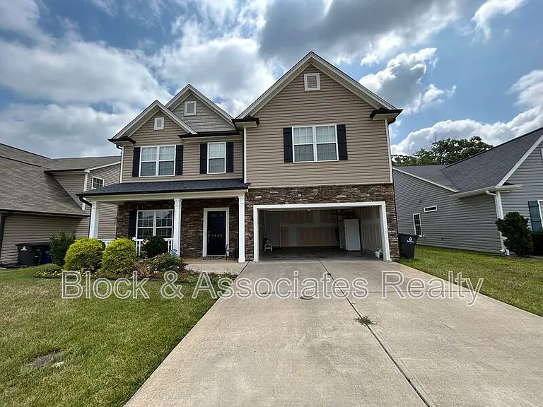 1464 Land Grove Dr — Photo 1