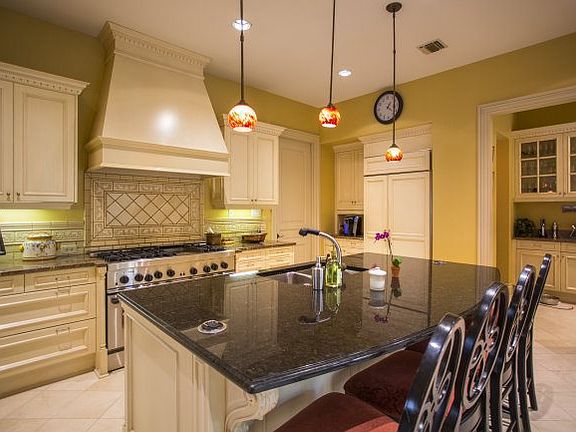 4th image of 143 Turnberry Way