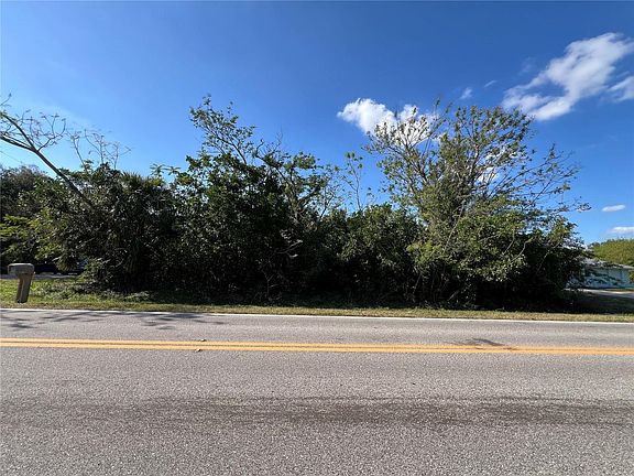 5th image of 2465 Pellam Blvd