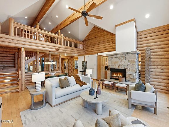 4th image of 8987 Northcove Dr
