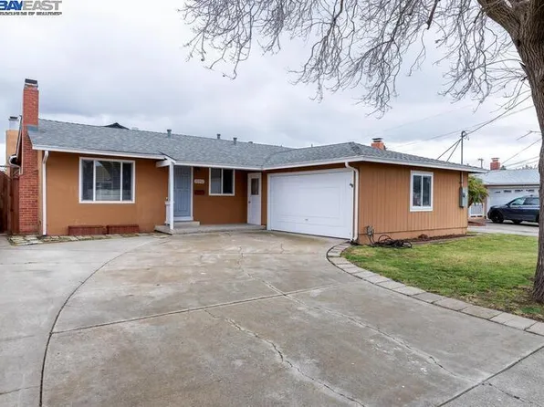15352 Laverne Dr, San Leandro, CA 94579