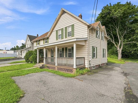 3rd image of 255 Center St