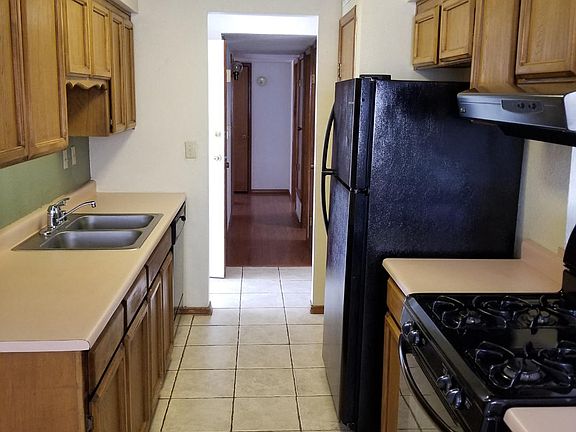 3rd image of 11020 Whitehall Dr