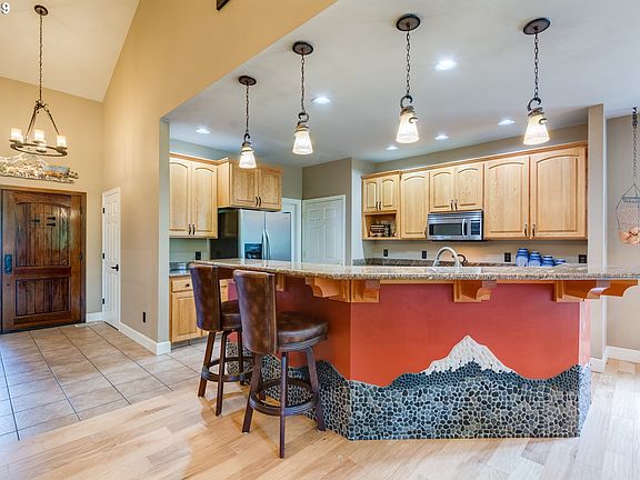 3rd image of 24940 E McKenzie Valley Ct