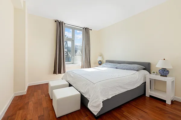 Sold by Compass | media 3
