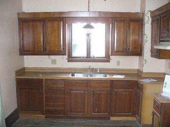 2nd image of 8632 E Main St