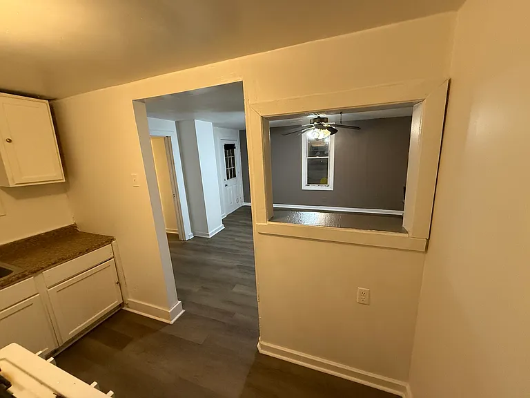 2119 Wilson Ave — Photo 14