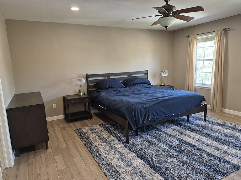 2445 Clayton Cir — Photo 9