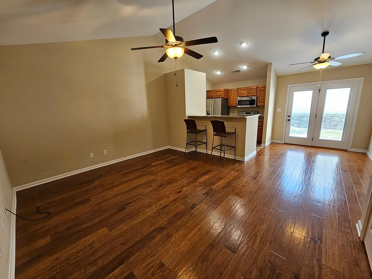 Building Photo - 7925 Gatekeeper Way