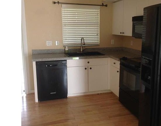 5th image of 1702 NE 2nd St