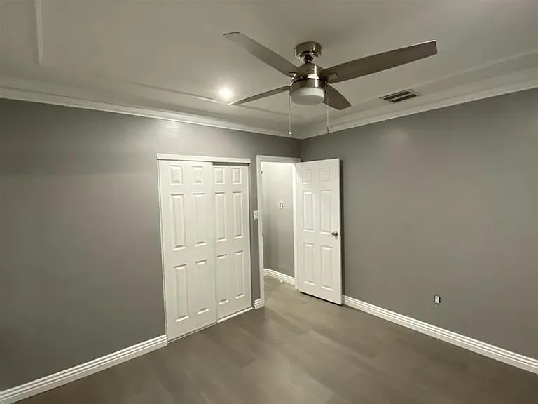2926 Jeffries Ave — Photo 15
