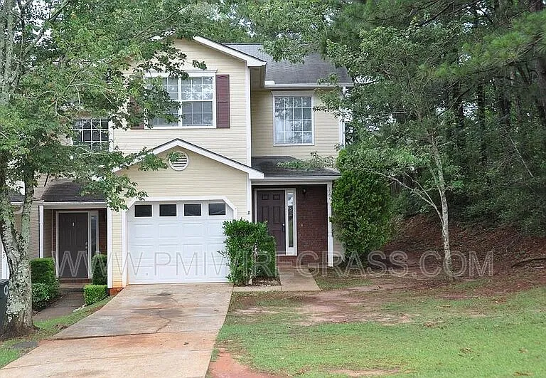 127 Pineridge Dr — Photo 1