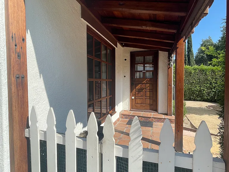 252 S Griffith Park Dr — Photo 10