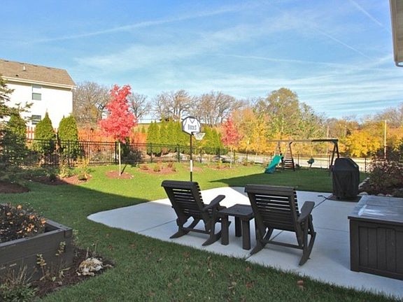 Fenced Backyard w/Gorgeous Landscaping!