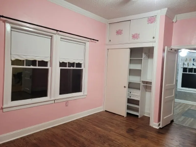 1121 Elm St — Photo 22