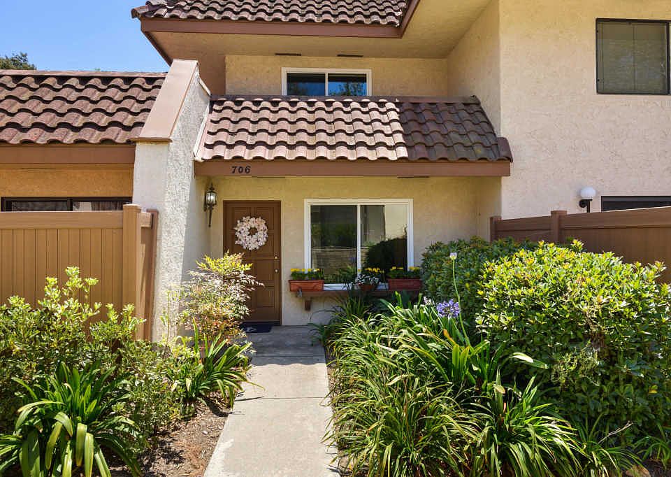 1st image of 706 Poe Ln