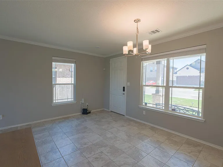 404 Kaden Prince Dr — Photo 5