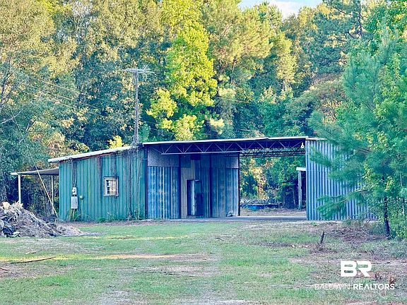 4th image of 680 Travis Rd