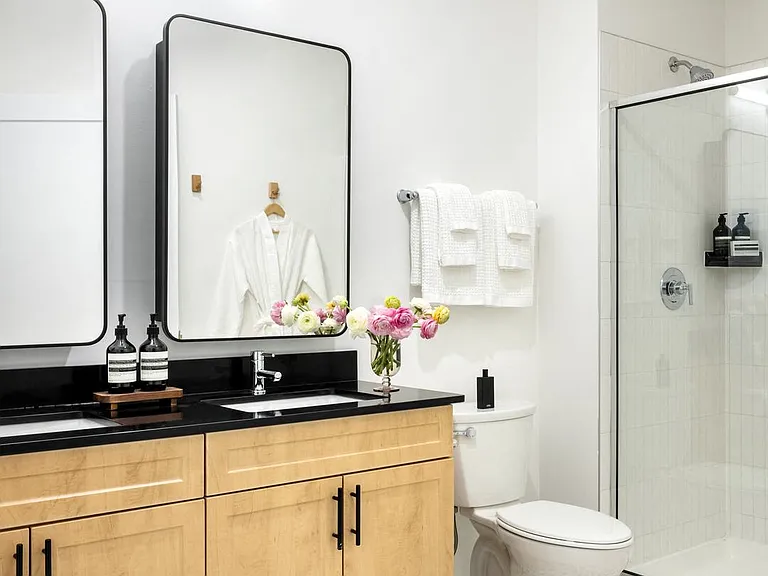 Beacon Hill — Photo 20