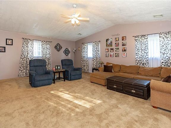 5th image of 3604 Kingston Dr