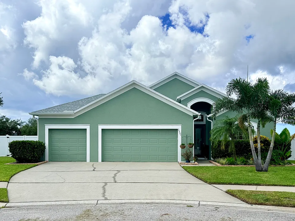 10801 Australian Pine Dr