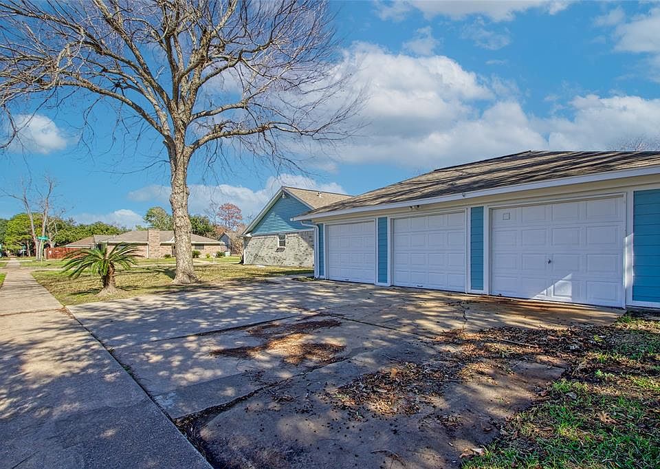 1st image of 5229 Glenvalley Drive