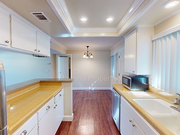 5th image of 1893 Orange Ave APT B