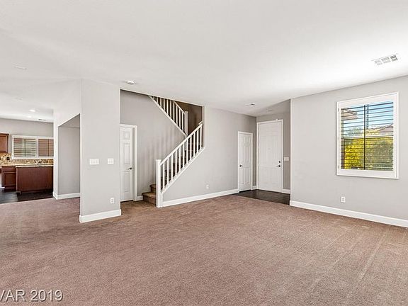 5th image of 250 Buena Adventura Ln