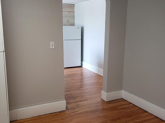 4th image of 1342 Thomas Ave APT 3