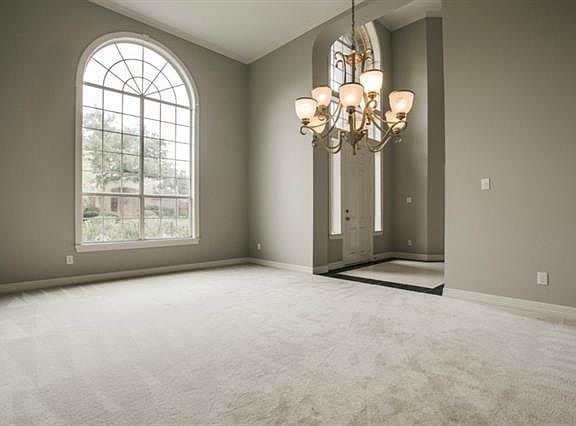 4th image of 620 Sunningdale