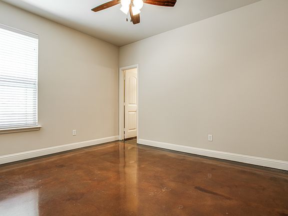 2930 Forest Park. Photo of similar property.