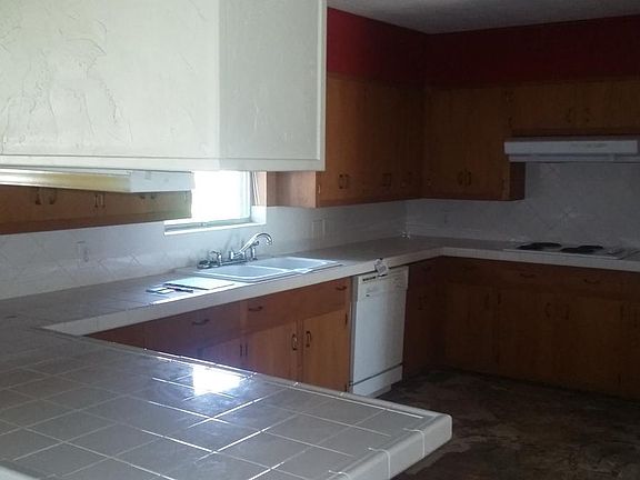 4th image of 308 Cypress Bend Dr