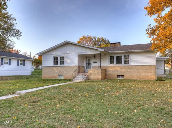 421 E 14th Street, Carthage, MO 64836
