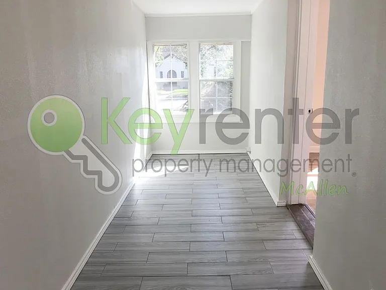 1016 Laurel Ave — Photo 27