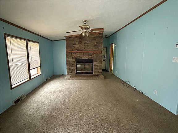 5th image of 22133 Birchard Rd