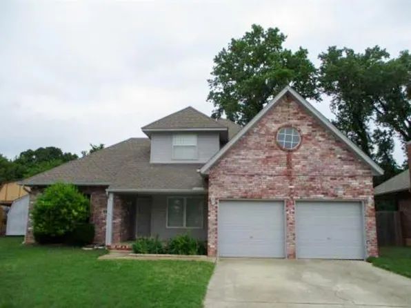 9909 Fox Fair Holw, Midwest City, OK 73130