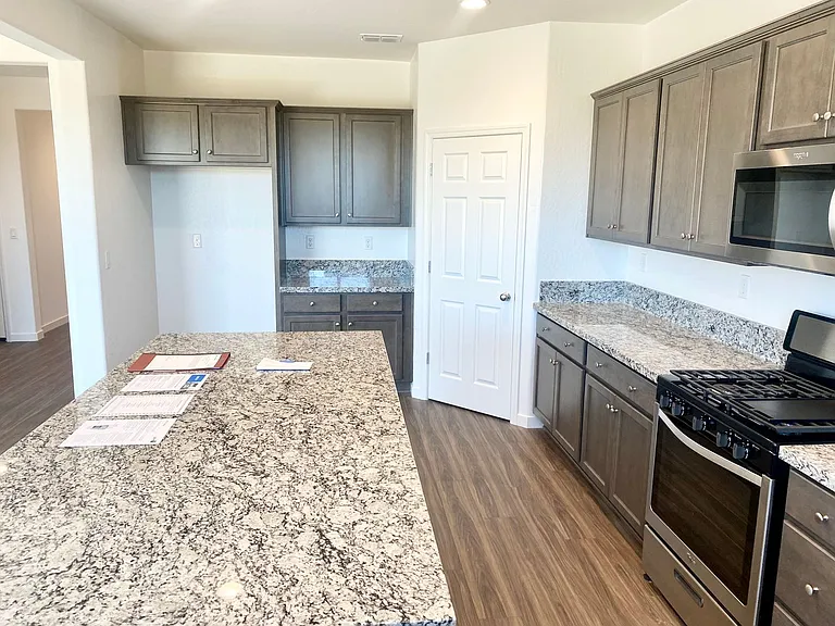 6689 E Cambridge Ave — Photo 8